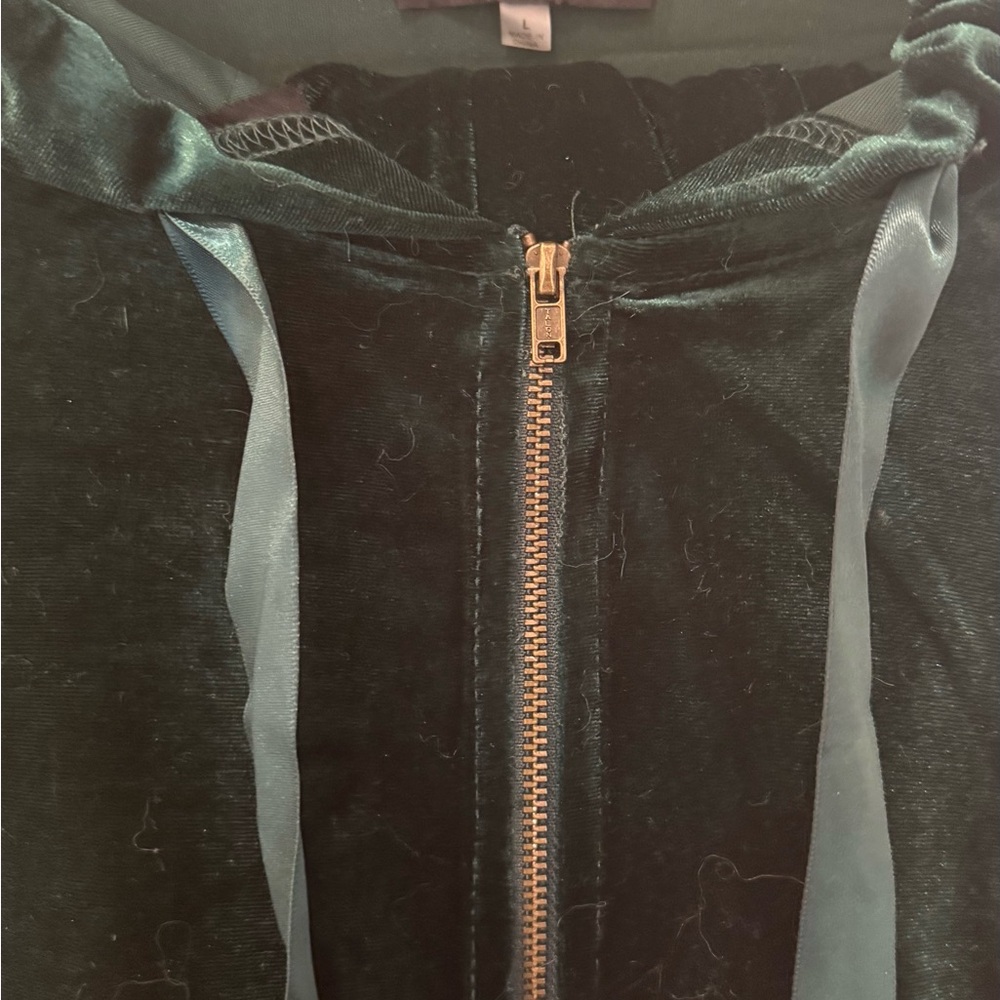 Velvet Hoodie SET with flare leg pant and Satin Ribbon detail, sz large